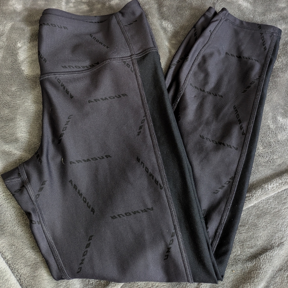 Under Armour Black Leggings Seamless Design